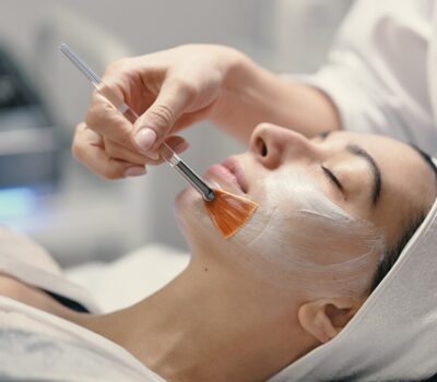 close-up- Medicated Peels